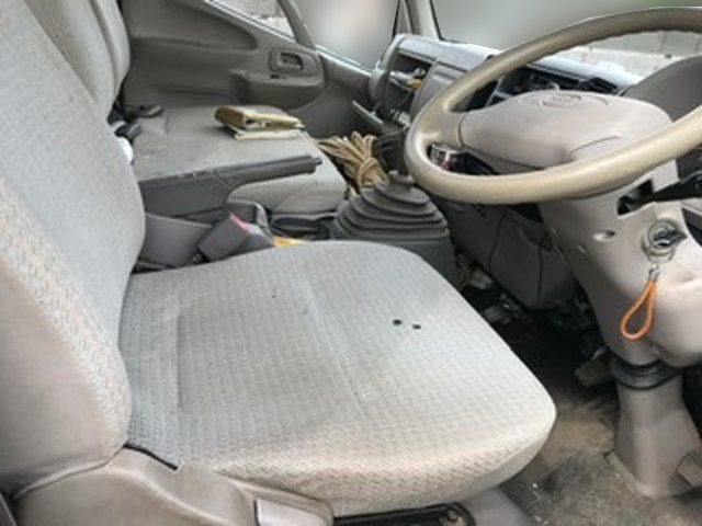 トヨタトヨエースクレーン3段小型（2t・3t）[写真27]