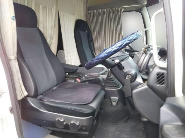 日野レンジャーアルミウイング中型（4t）[写真26]