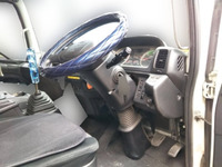 日野レンジャーアルミウイング中型（4t）[写真28]