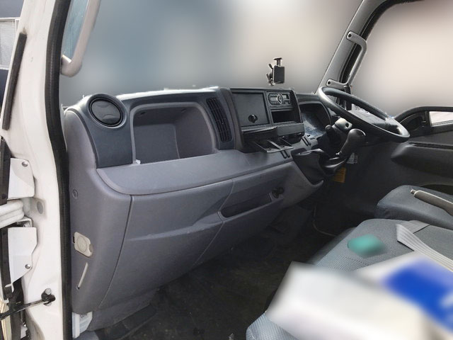 日産アトラスダンプ小型（2t・3t）[写真27]