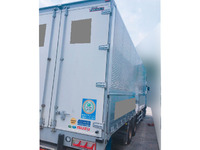 いすゞギガアルミウイング大型（10t）[写真03]