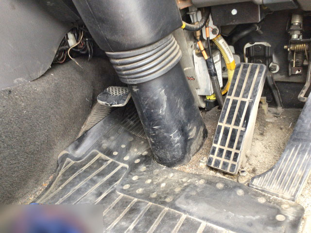 いすゞギガトレーラーヘッド（トラクターヘッド）大型（10t）[写真17]