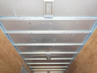 いすゞエルフアルミバン小型（2t・3t）[写真19]