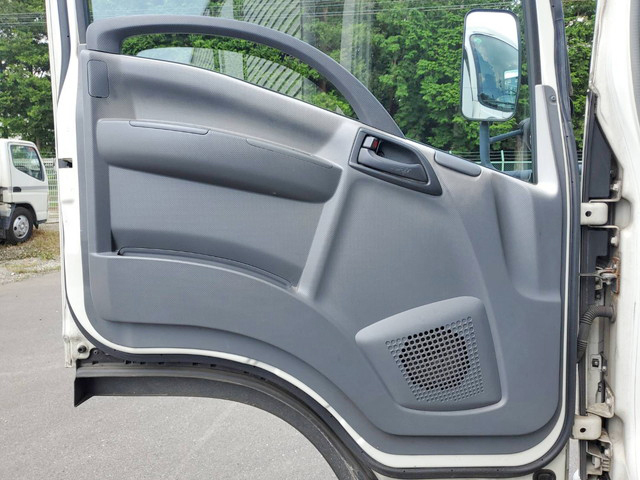 いすゞエルフアルミバン小型（2t・3t）[写真28]