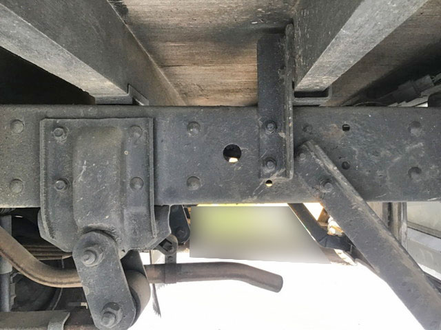 三菱ふそうキャンタークレーン3段小型（2t・3t）[写真07]