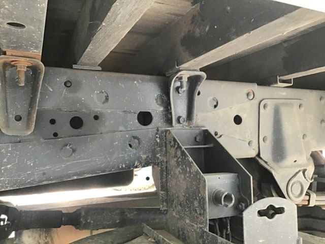 三菱ふそうキャンタークレーン3段小型（2t・3t）[写真08]