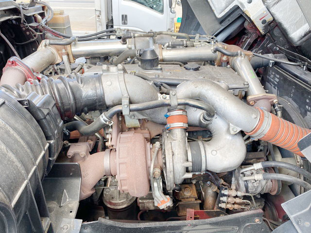 いすゞギガ冷蔵冷凍ウイング大型（10t）[写真27]