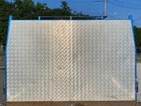 いすゞエルフ平ボディ小型（2t・3t）[写真13]