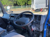 いすゞエルフ平ボディ小型（2t・3t）[写真32]