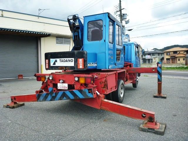 三菱ふそうファイタートラッククレーン中型（4t）[写真02]