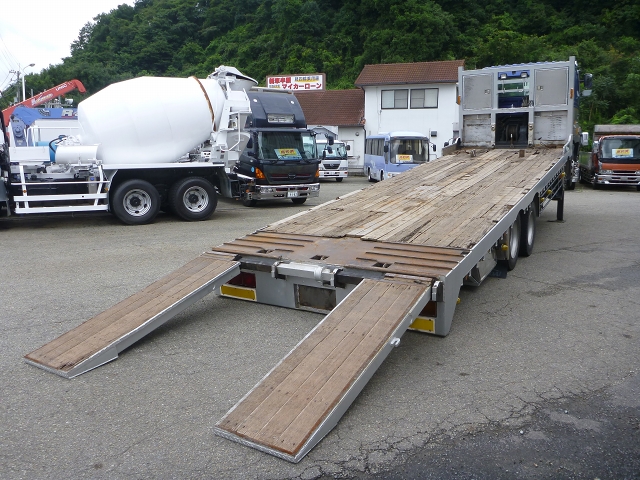 日野プロフィアセルフローダー大型（10t）[写真02]