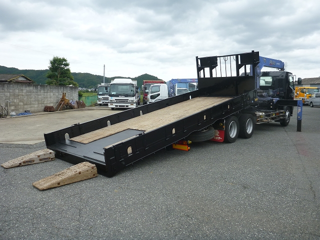 日野レンジャーセーフティクレーン5段増トン（6t・8t）[写真02]