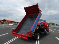 日野デュトロダンプ・クレーン付小型（2t・3t）[写真02]