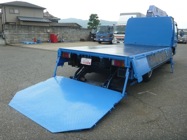 いすゞエルフクレーン5段小型（2t・3t）[写真02]