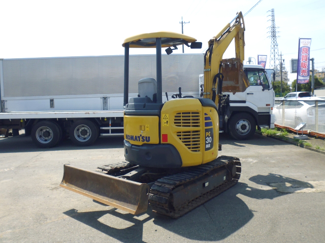 コマツミニユンボ（ミニバックホー）[写真02]