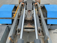 UDトラックスコンドルアームロール中型（4t）[写真13]