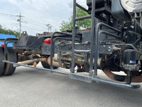 UDトラックスコンドルアームロール中型（4t）[写真15]