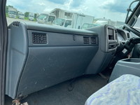 UDトラックスコンドルアームロール中型（4t）[写真30]