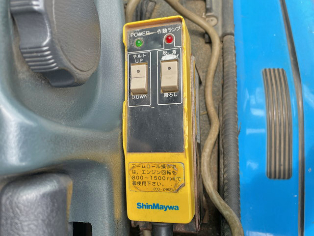 UDトラックスコンドルアームロール中型（4t）[写真38]