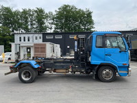 UDトラックスコンドルアームロール中型（4t）[写真07]