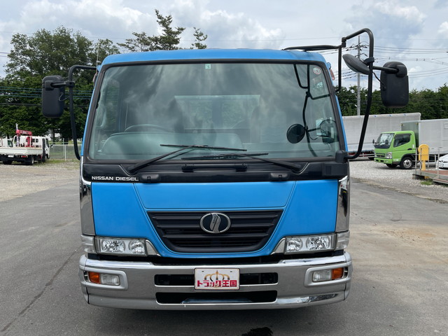 UDトラックスコンドルアームロール中型（4t）[写真09]