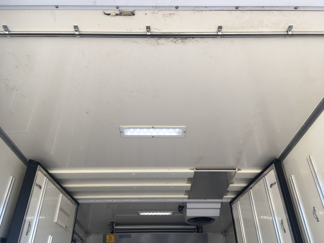 三菱ふそうキャンター冷凍車（冷蔵車）小型（2t・3t）[写真16]