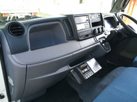 三菱ふそうキャンター冷凍車（冷蔵車）小型（2t・3t）[写真31]