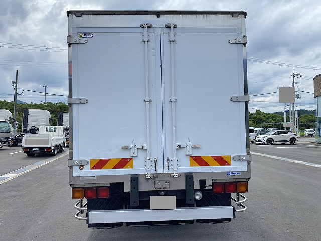 日野レンジャー冷凍車（冷蔵車）中型（4t）[写真05]