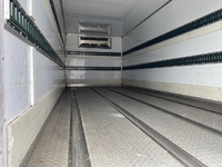 日野レンジャー冷凍車（冷蔵車）中型（4t）[写真06]