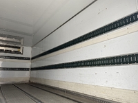 日野レンジャー冷凍車（冷蔵車）中型（4t）[写真09]