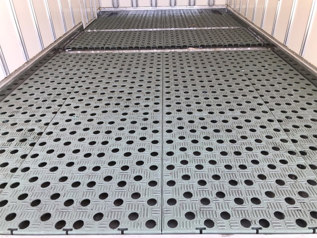 いすゞエルフ冷凍車（冷蔵車）小型（2t・3t）[写真11]