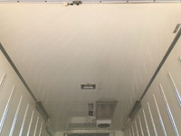 いすゞエルフ冷凍車（冷蔵車）小型（2t・3t）[写真12]