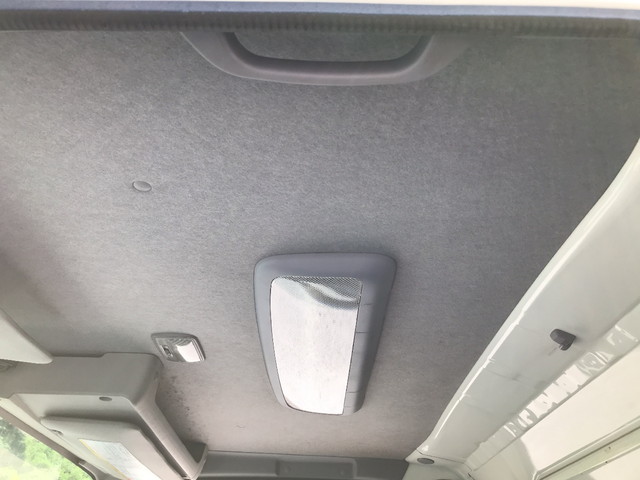 いすゞエルフ冷凍車（冷蔵車）小型（2t・3t）[写真32]