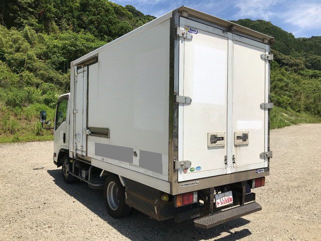 いすゞエルフ冷凍車（冷蔵車）小型（2t・3t）[写真04]