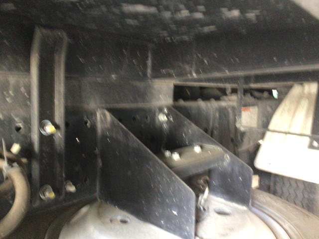 いすゞエルフダンプ小型（2t・3t）[写真17]