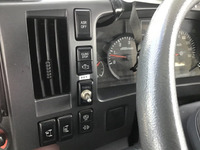 UDトラックスコンドルセーフティローダー小型（2t・3t）[写真18]