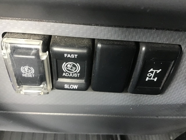 UDトラックスコンドルセーフティローダー小型（2t・3t）[写真20]