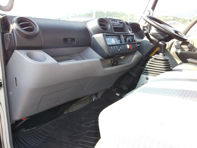 トヨタトヨエース冷凍車（冷蔵車）小型（2t・3t）[写真32]