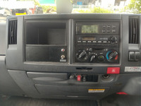 いすゞエルフ冷凍車（冷蔵車）小型（2t・3t）[写真32]