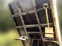 いすゞエルフダンプ小型（2t・3t）[写真12]