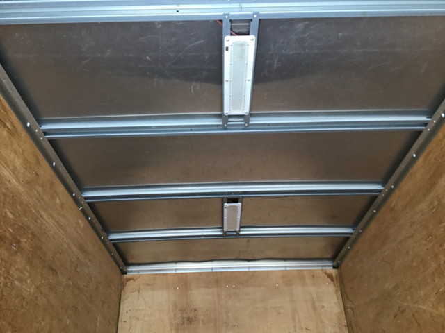 三菱ふそうキャンターアルミバン小型（2t・3t）[写真10]