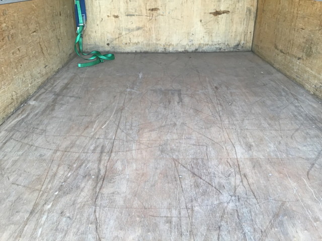 三菱ふそうキャンターアルミバン小型（2t・3t）[写真11]