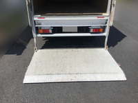 三菱ふそうキャンターアルミバン小型（2t・3t）[写真16]