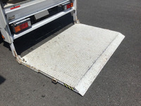 三菱ふそうキャンターアルミバン小型（2t・3t）[写真18]