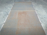 いすゞエルフアルミブロック小型（2t・3t）[写真13]