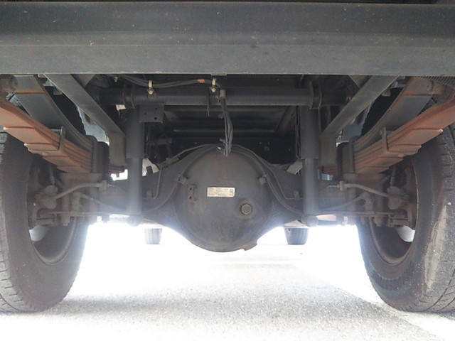 三菱ふそうキャンターアルミバン小型（2t・3t）[写真23]