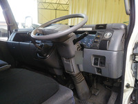 三菱ふそうキャンターアルミバン小型（2t・3t）[写真31]