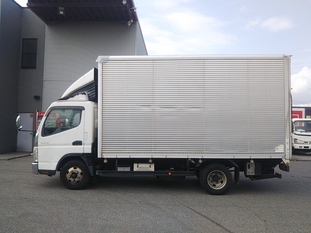 三菱ふそうキャンターアルミバン小型（2t・3t）[写真05]