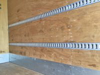 日野デュトロアルミバン小型（2t・3t）[写真11]