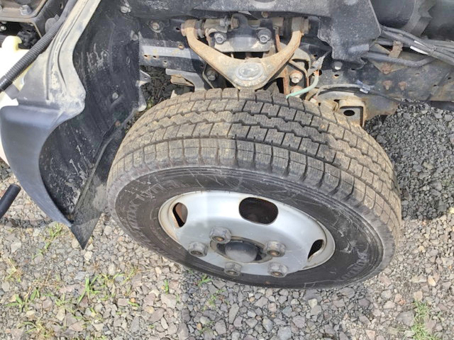 日野デュトロアルミバン小型（2t・3t）[写真14]